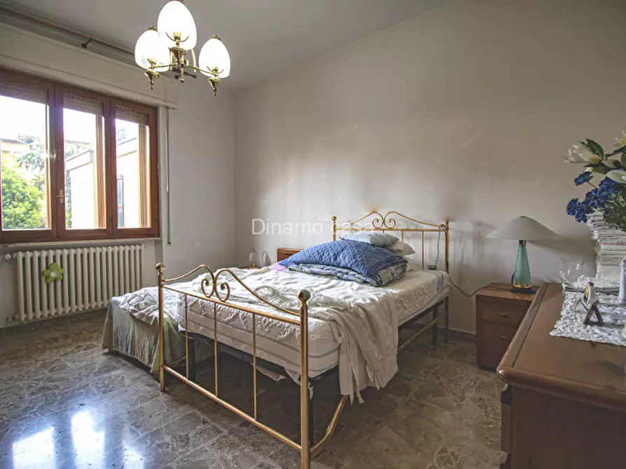 Immagine 7 di Casa indipendente in vendita  a Prato