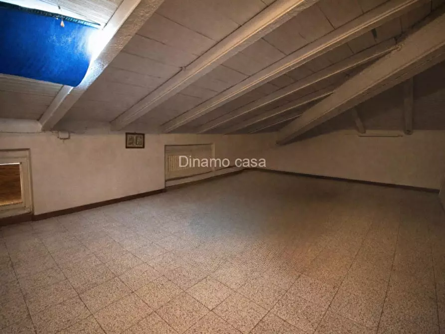 Immagine 16 di Casa indipendente in vendita  a Prato