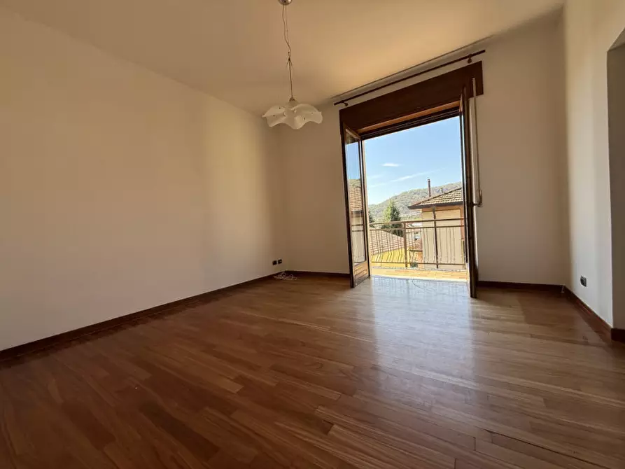 Immagine 5 di Appartamento in vendita  a Badia Calavena