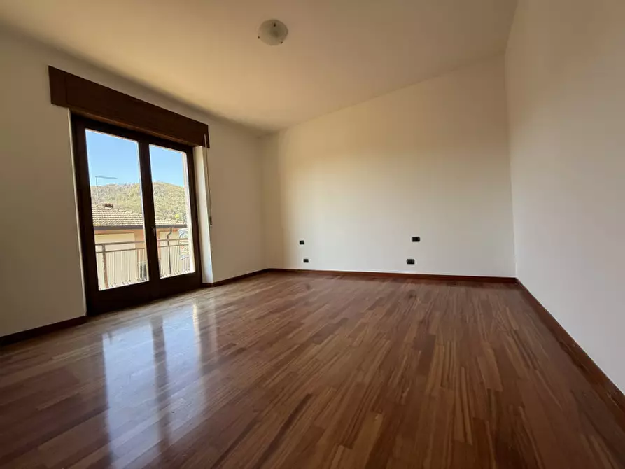 Immagine 8 di Appartamento in vendita  a Badia Calavena