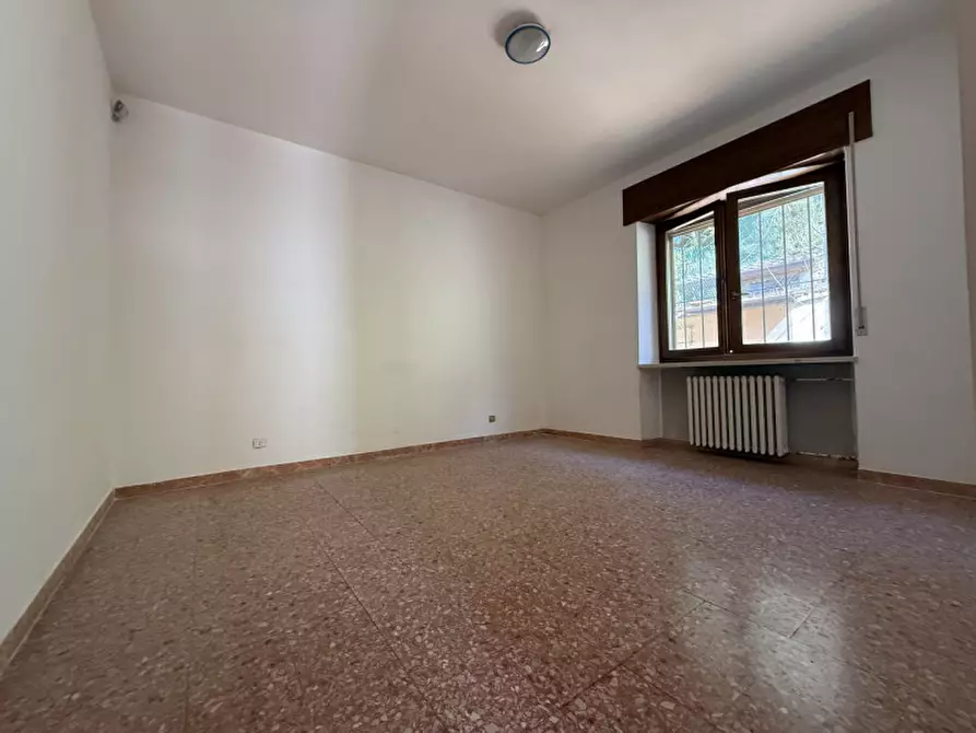 Immagine 9 di Appartamento in vendita  a Badia Calavena