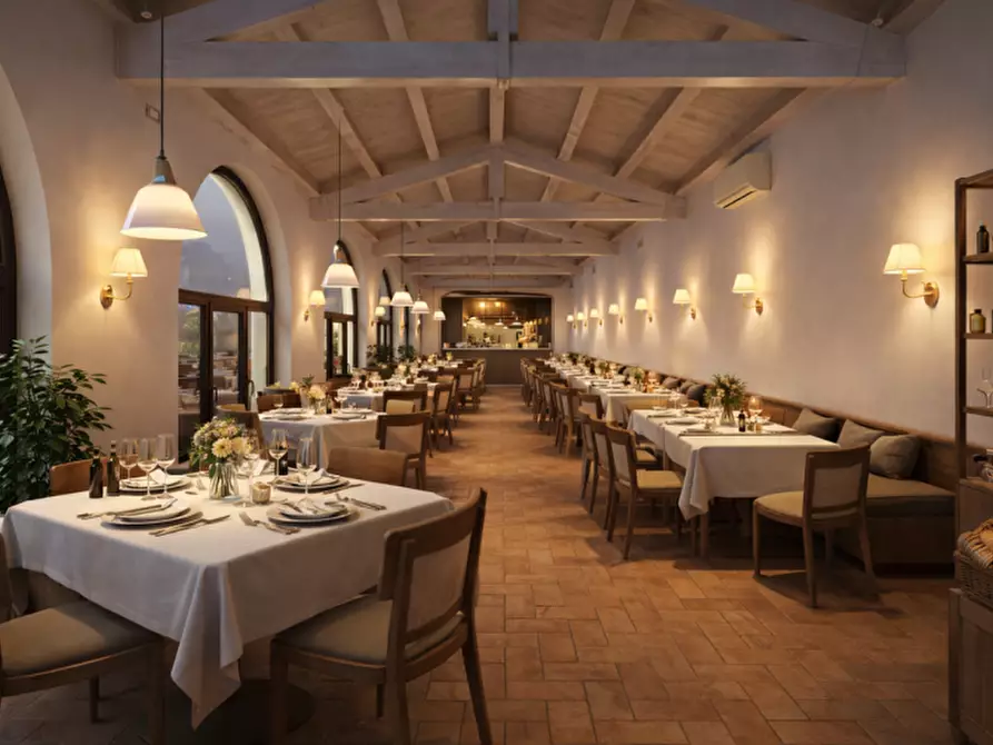 Immagine 3 di Negozio in vendita  in Via dei Fiocinini 3 a Comacchio