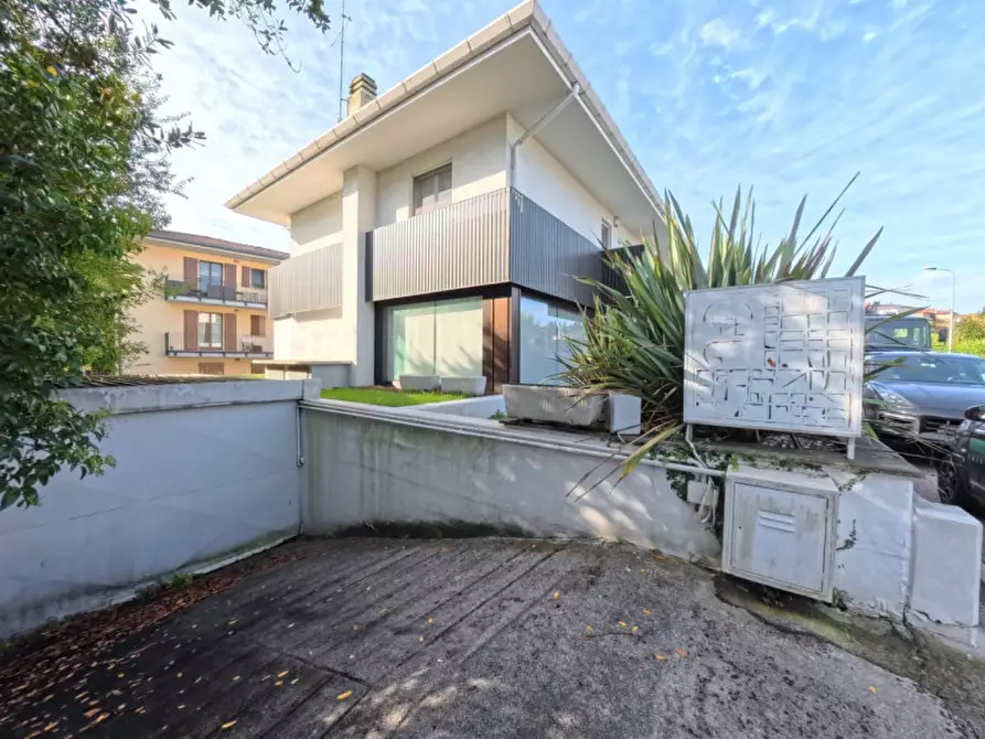 Immagine 1 di Appartamento in vendita  in Via Gallerio  21/23 a Tricesimo