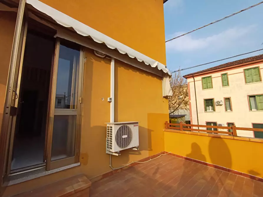 Immagine 1 di Appartamento in vendita  in Via Cernaia a Vicenza