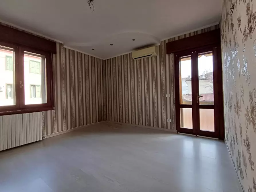 Immagine 6 di Appartamento in vendita  in Via Cernaia a Vicenza