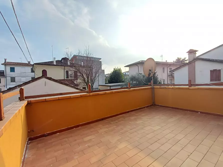 Immagine 9 di Appartamento in vendita  in Via Cernaia a Vicenza