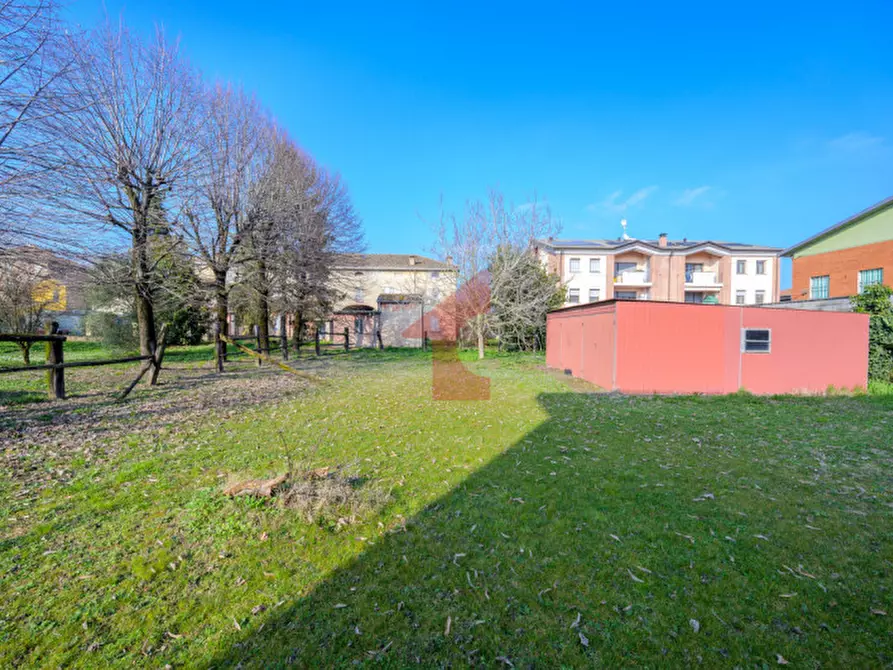 Immagine 13 di Rustico / casale in vendita  in Via al taro a Fontevivo