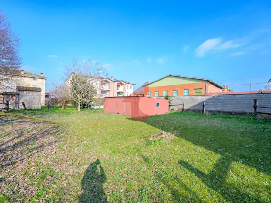 Immagine 14 di Rustico / casale in vendita  in Via al taro a Fontevivo