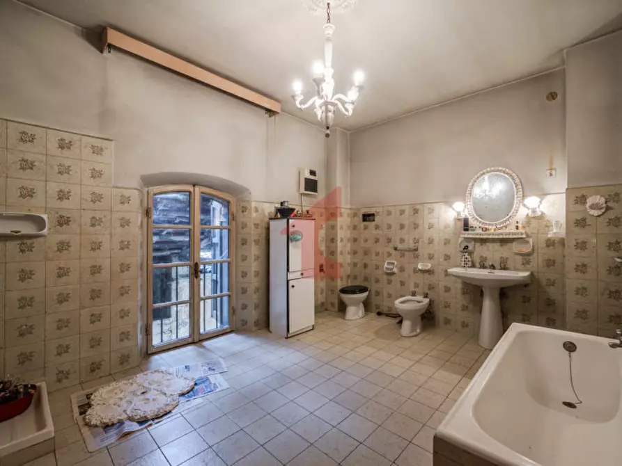 Immagine 64 di Rustico / casale in vendita  in Via al taro a Fontevivo