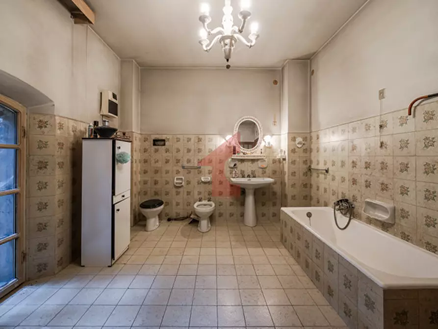 Immagine 65 di Rustico / casale in vendita  in Via al taro a Fontevivo