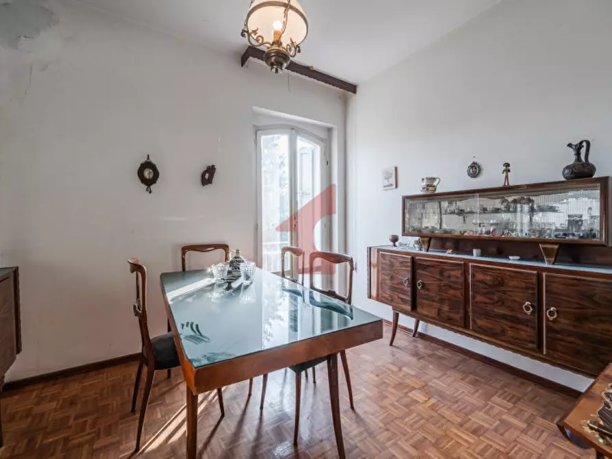 Immagine 97 di Rustico / casale in vendita  in Via al taro a Fontevivo