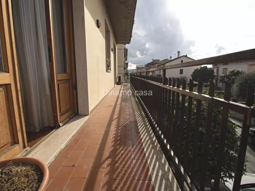 Immagine 4 di Appartamento in vendita  a Montemurlo