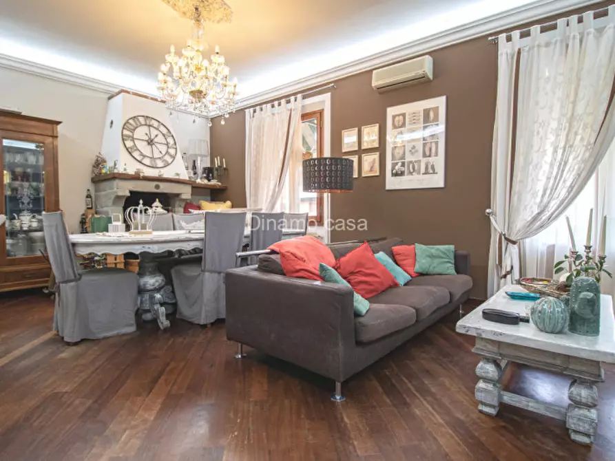 Immagine 12 di Appartamento in vendita  a Montemurlo