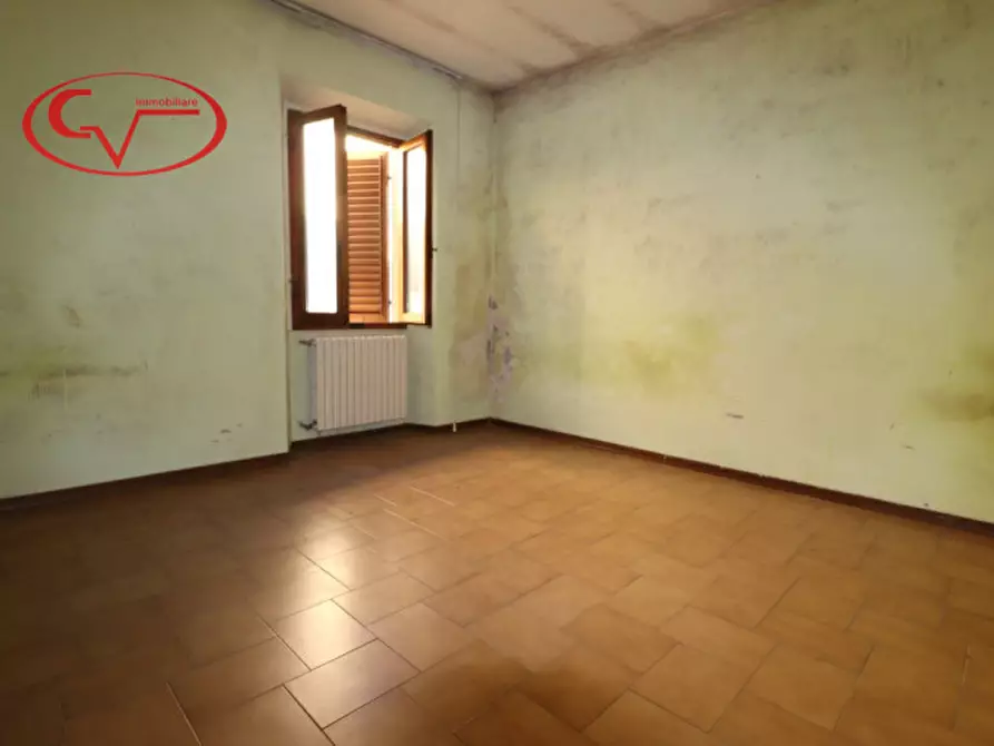 Immagine 27 di Villetta a schiera in vendita  in Levane a Montevarchi