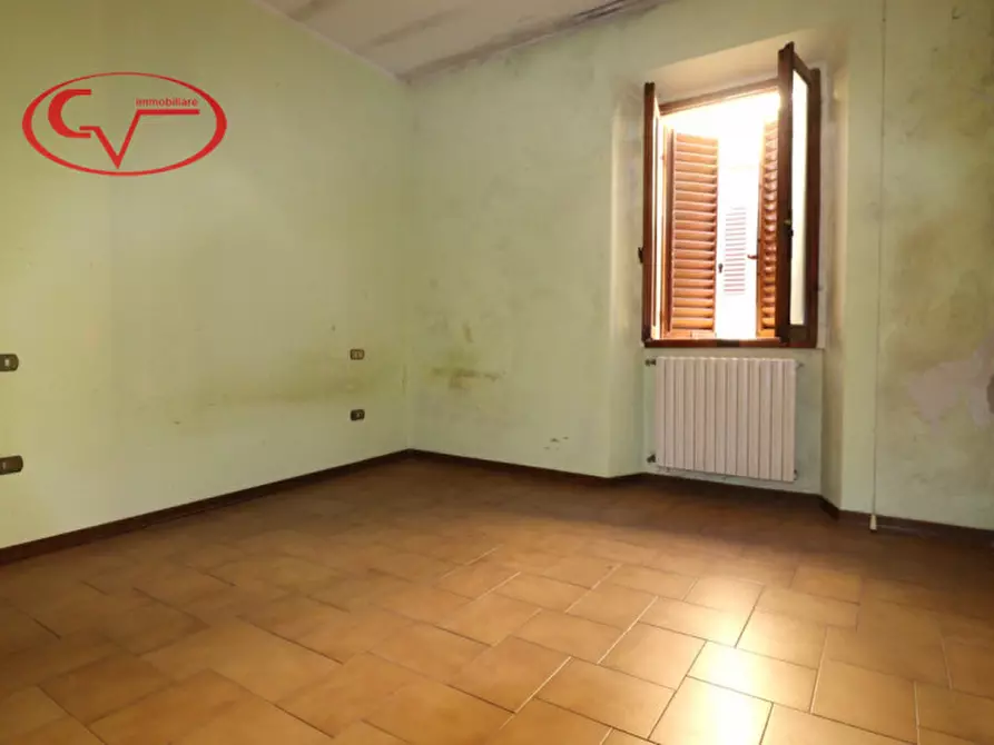 Immagine 29 di Villetta a schiera in vendita  in Levane a Montevarchi