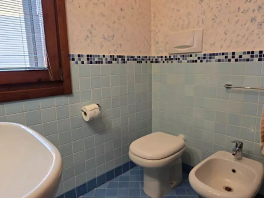 Immagine 23 di Casa bifamiliare in vendita  in via Monte Cengio 8 a Lonigo