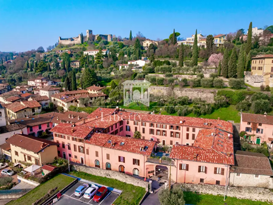 Immagine 4 di Appartamento in vendita  in Via Garibaldi a Padenghe Sul Garda