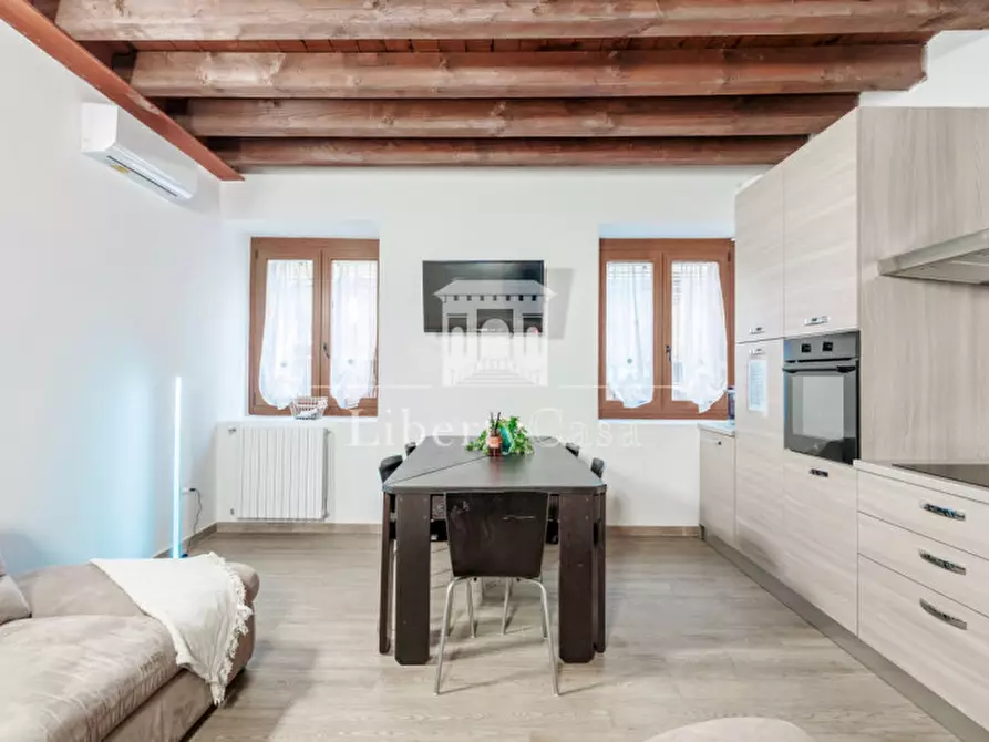 Immagine 7 di Appartamento in vendita  in Via Garibaldi a Padenghe Sul Garda