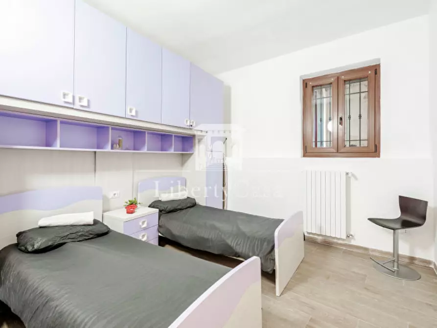 Immagine 14 di Appartamento in vendita  in Via Garibaldi a Padenghe Sul Garda