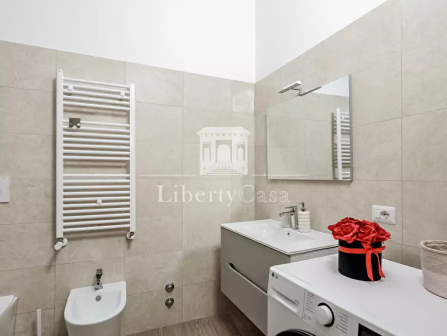 Immagine 16 di Appartamento in vendita  in Via Garibaldi a Padenghe Sul Garda