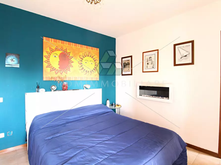 Immagine 14 di Villa in vendita  in Via Vincenzo Irolli a Roma