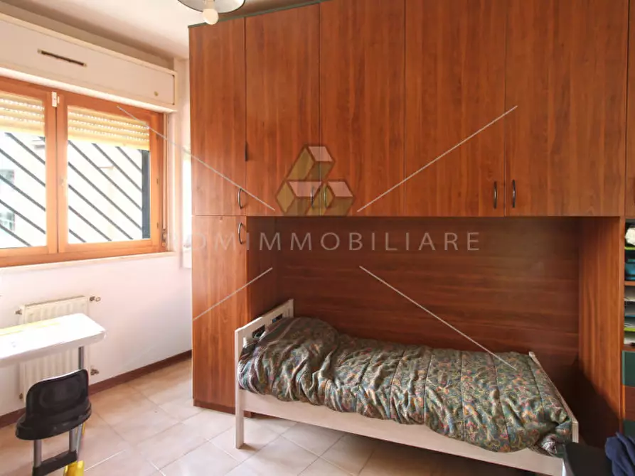 Immagine 16 di Villa in vendita  in Via Vincenzo Irolli a Roma