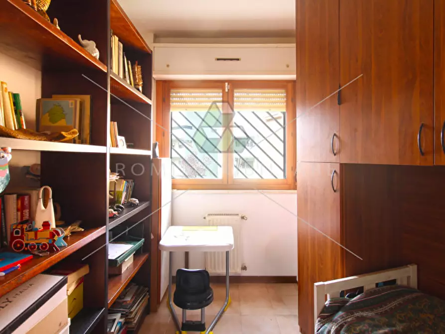 Immagine 17 di Villa in vendita  in Via Vincenzo Irolli a Roma