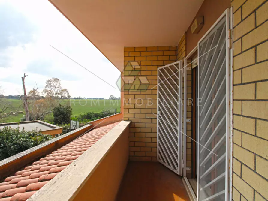 Immagine 23 di Villa in vendita  in Via Vincenzo Irolli a Roma