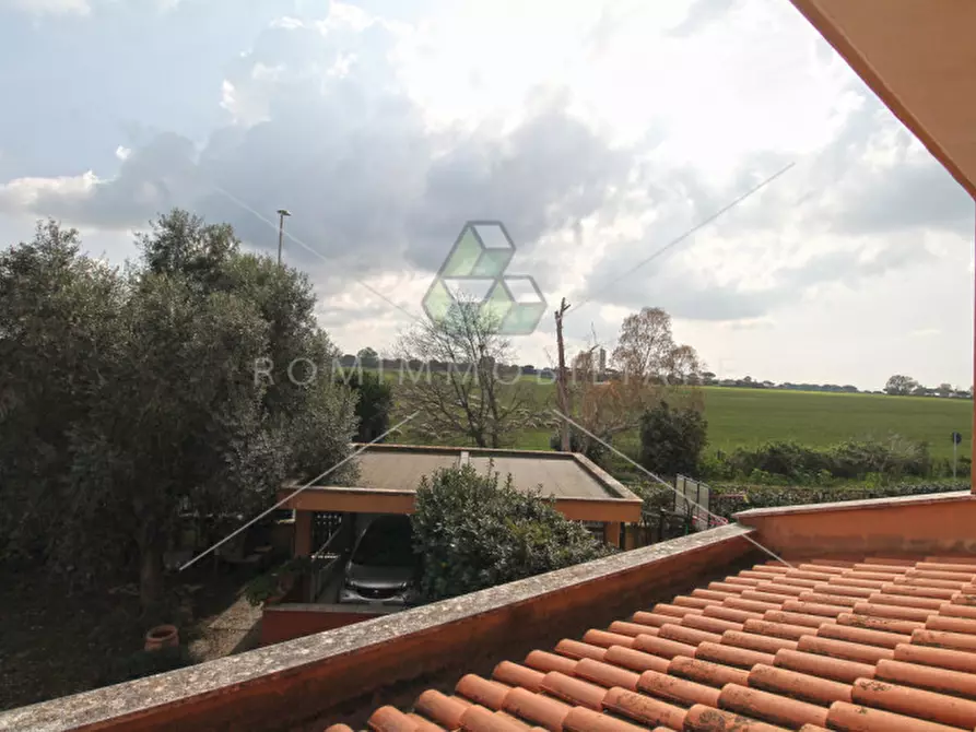 Immagine 24 di Villa in vendita  in Via Vincenzo Irolli a Roma