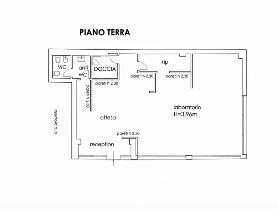 Immagine 6 di Negozio in vendita  a Verona