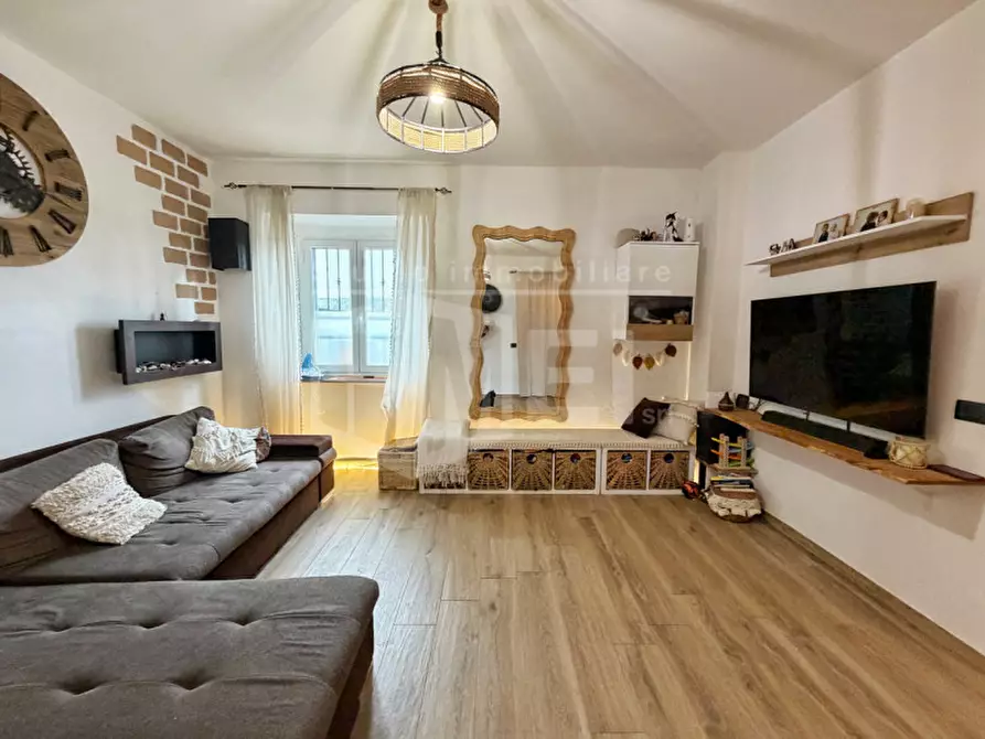 Immagine 9 di Casa indipendente in vendita  in Via di Quercianella 35 a Livorno
