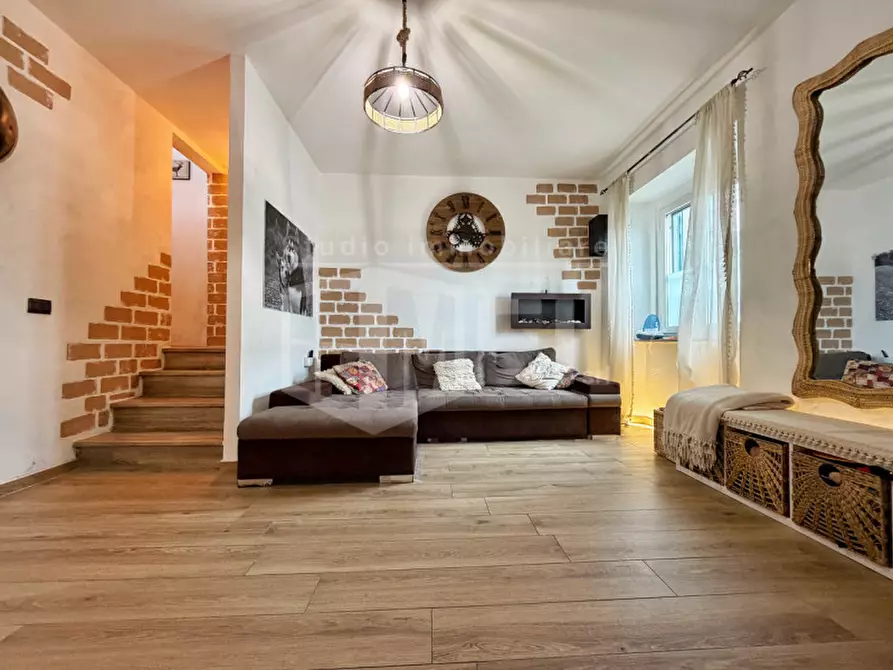 Immagine 15 di Casa indipendente in vendita  in Via di Quercianella 35 a Livorno
