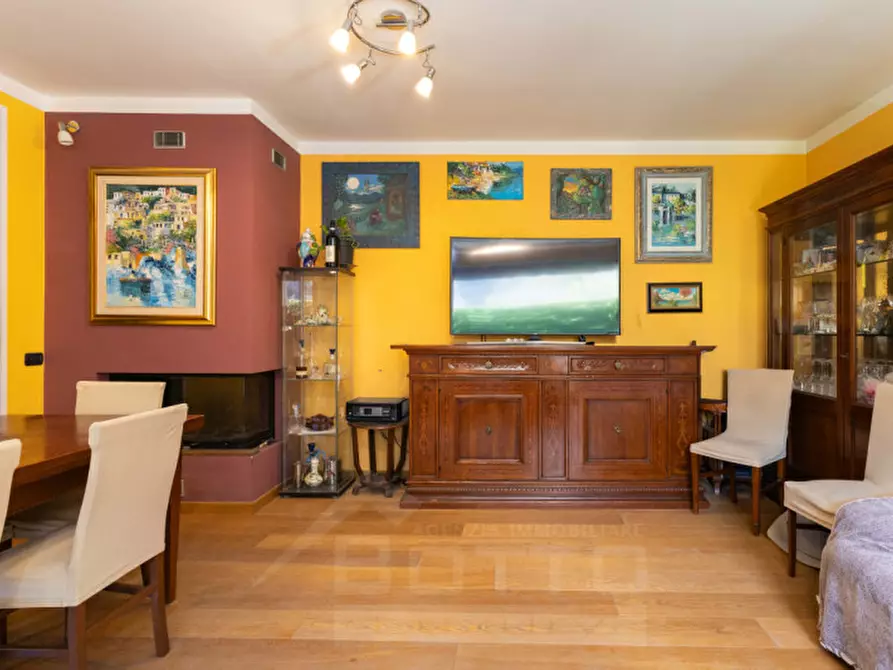 Immagine 8 di Villetta a schiera in vendita  in via Curioni 8/A a Cannobio