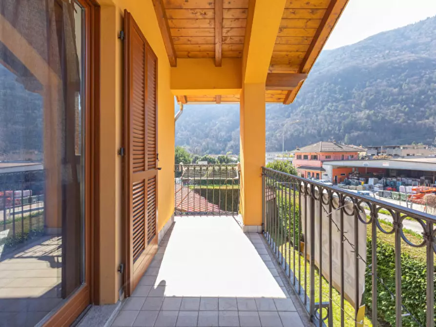 Immagine 14 di Villetta a schiera in vendita  in via Curioni 8/A a Cannobio