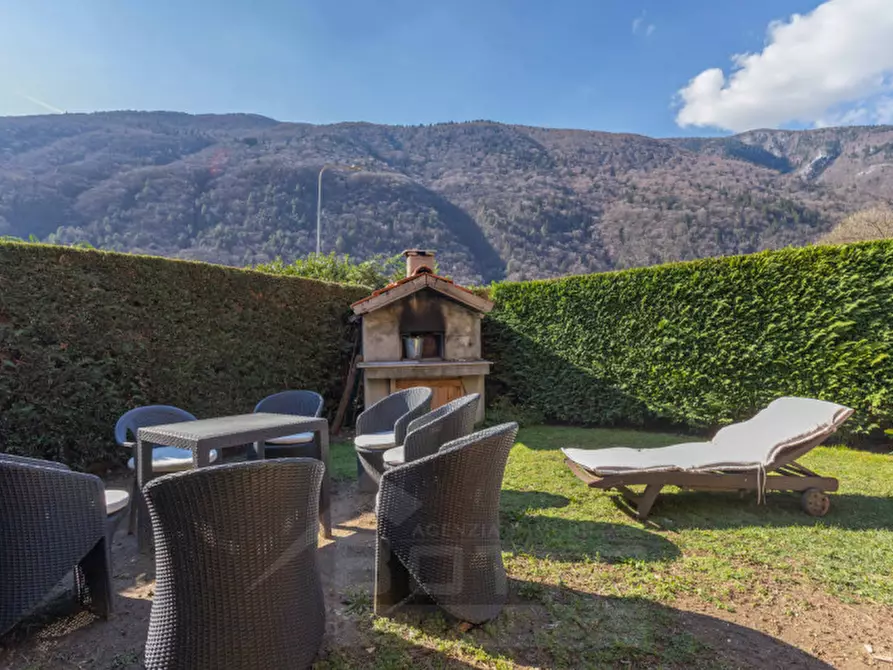 Immagine 30 di Villetta a schiera in vendita  in via Curioni 8/A a Cannobio