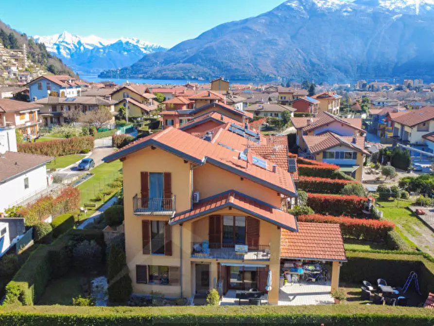 Immagine 38 di Villetta a schiera in vendita  in via Curioni 8/A a Cannobio