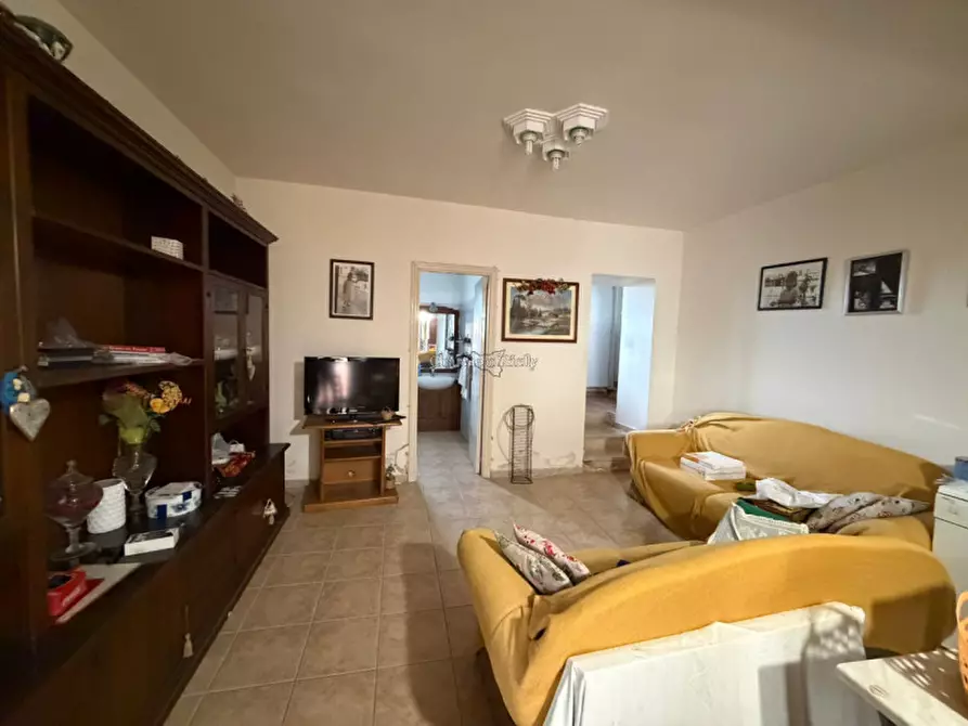 Immagine 13 di Casa indipendente in vendita  a Modica