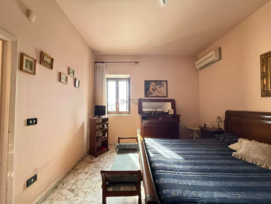 Immagine 14 di Casa indipendente in vendita  a Modica