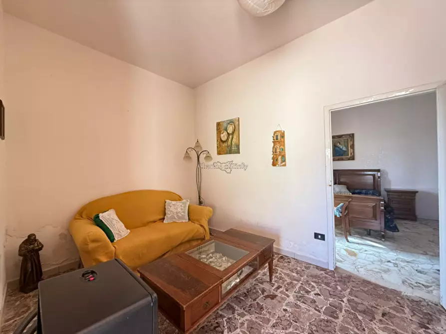 Immagine 23 di Casa indipendente in vendita  a Modica