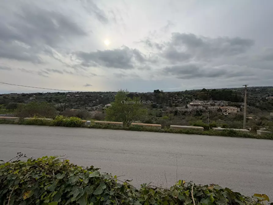 Immagine 26 di Casa indipendente in vendita  a Modica