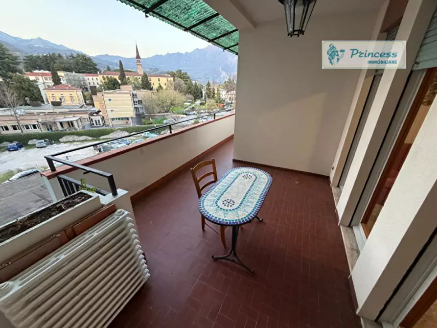 Immagine 11 di Appartamento in vendita  in Via Romana Rompato 58 a Schio