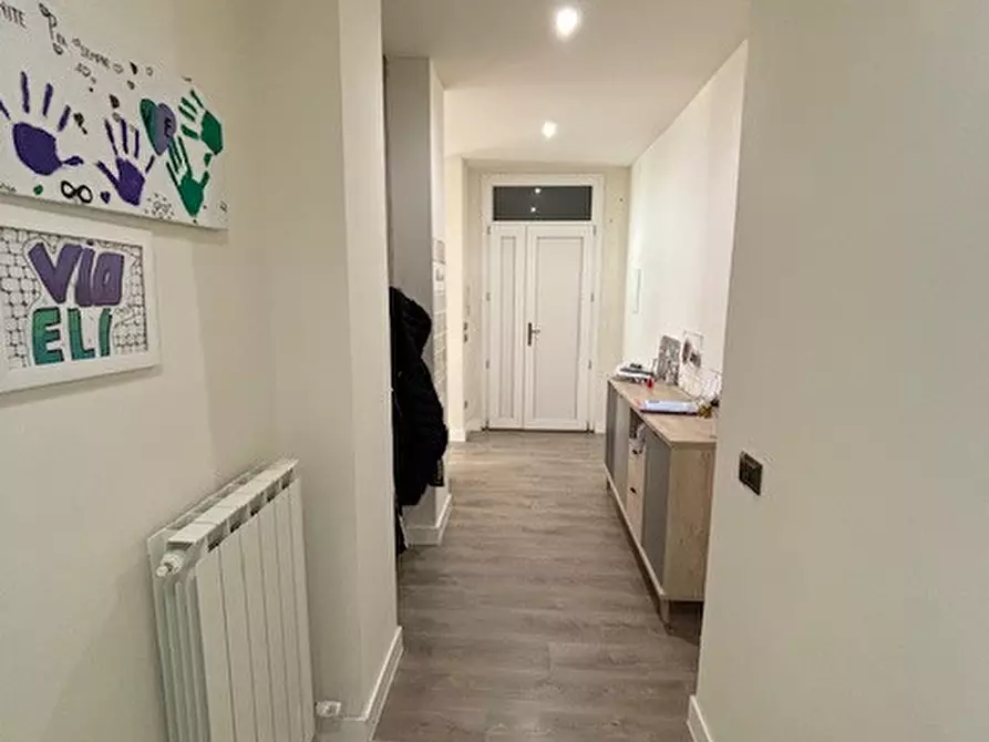 Immagine 5 di Appartamento in vendita  a Montevarchi