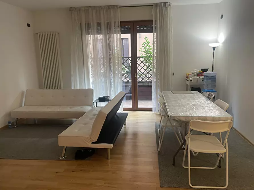 Immagine 6 di Appartamento in vendita  in via fratelli albanese a Vicenza