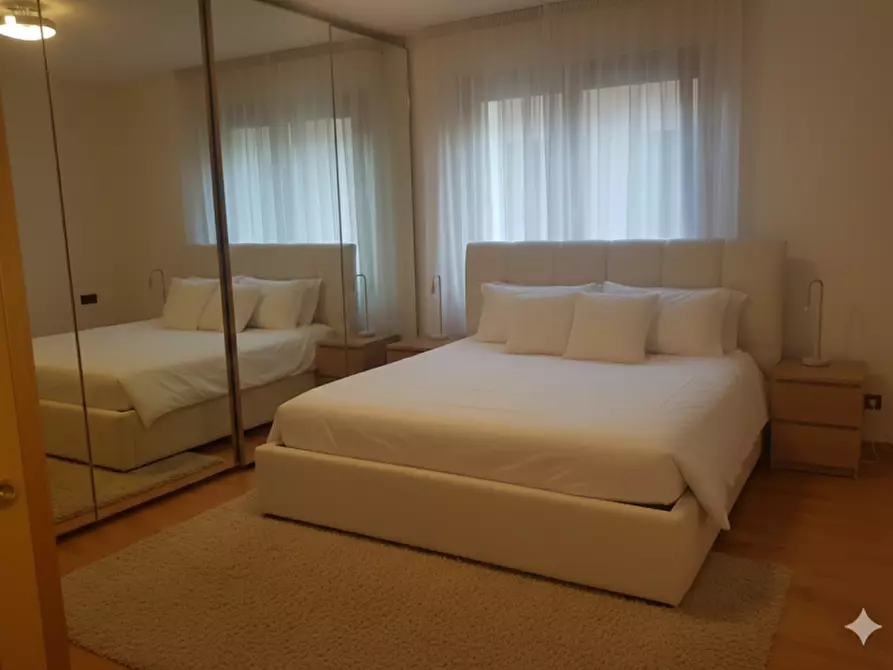 Immagine 9 di Appartamento in vendita  in via fratelli albanese a Vicenza