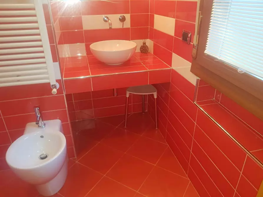 Immagine 11 di Appartamento in vendita  in via fratelli albanese a Vicenza