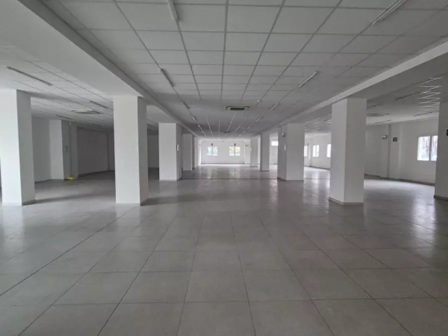 Immagine 5 di Negozio in affitto  in Via Camillo Benso di Cavour 20 a Cavezzo