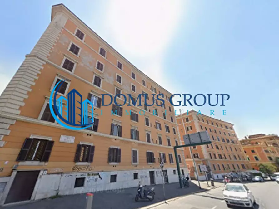 Immagine 10 di Appartamento in vendita  in VIA MONZA a Roma