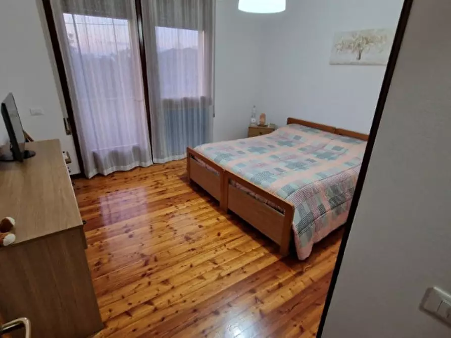 Immagine 2 di Casa trifamiliare in vendita  in via brenta a Campodarsego