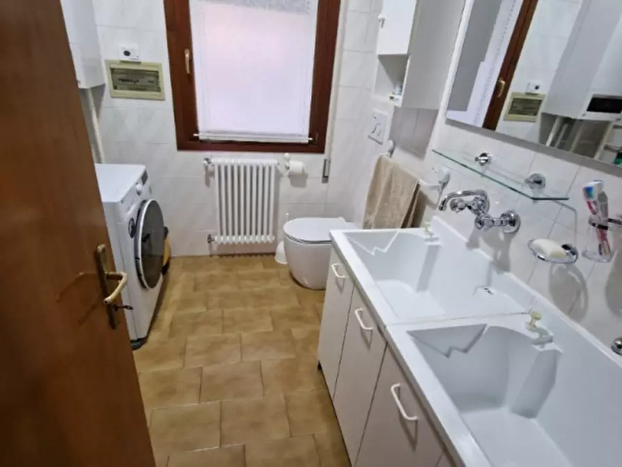 Immagine 3 di Casa trifamiliare in vendita  in via brenta a Campodarsego