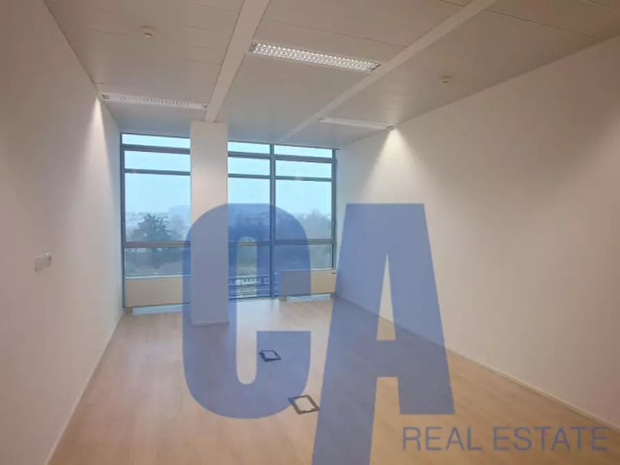 Immagine 12 di Ufficio in affitto  in VIA BAZZI CARLO a Milano